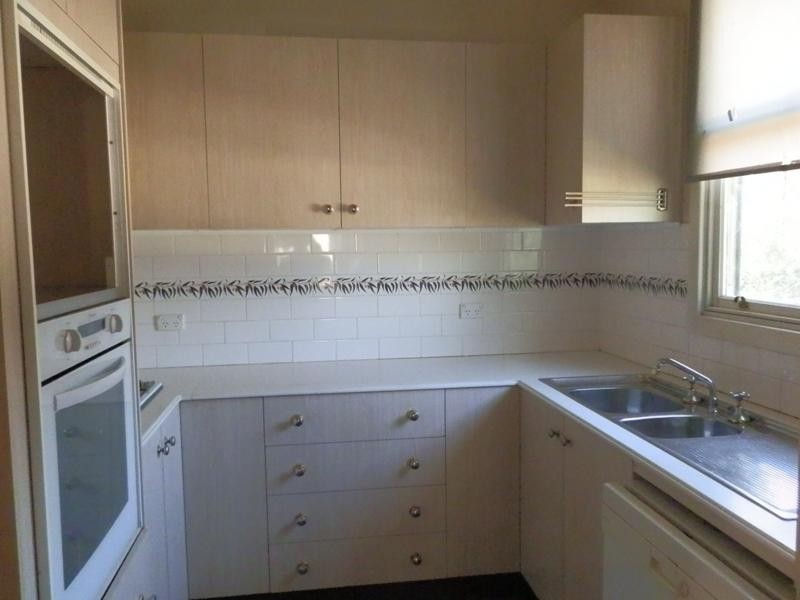 39 Neerini Avenue, Smithfield NSW 2164