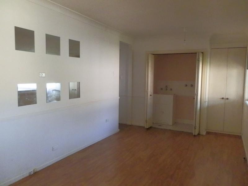 39 Neerini Avenue, Smithfield NSW 2164