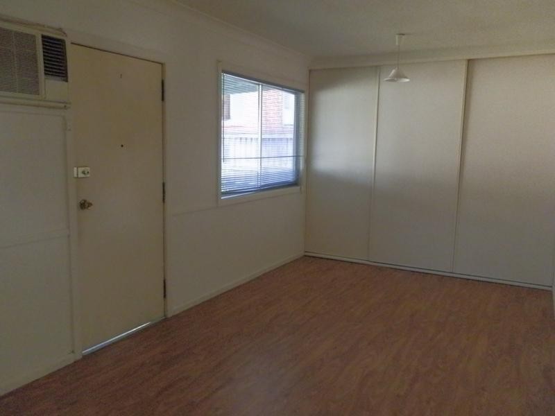 39 Neerini Avenue, Smithfield NSW 2164