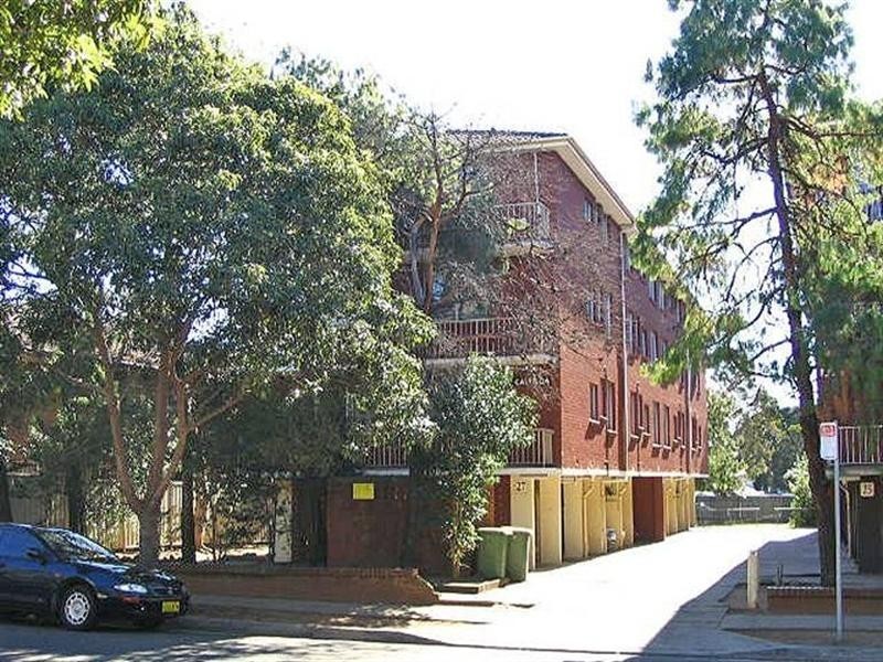 10/27 Mcburney Road, Cabramatta NSW 2166