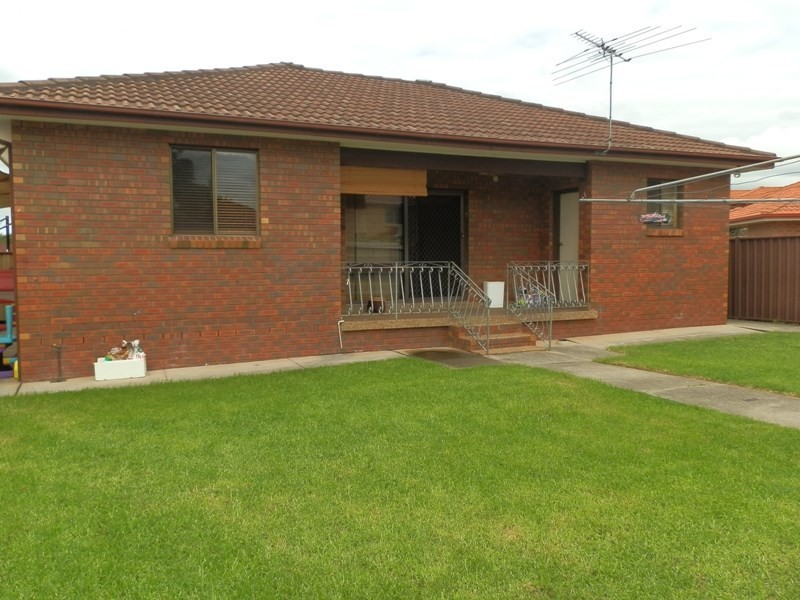 23 Wheatley Street, St Johns Park NSW 2176