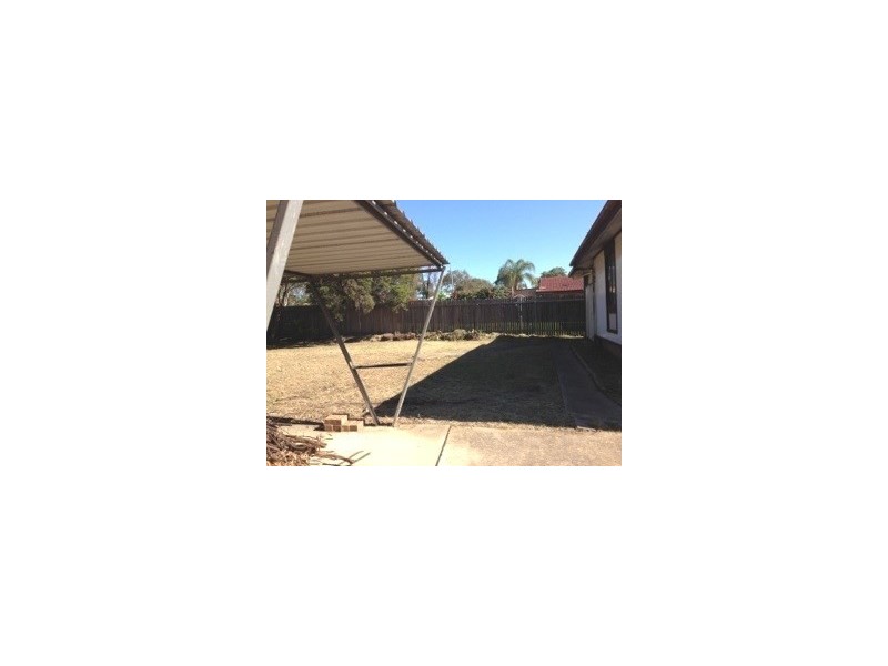 14 Hebblewhite Place, Bonnyrigg NSW 2177