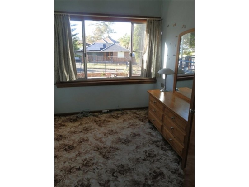 12 Vancouver Place, Fairfield West NSW 2165