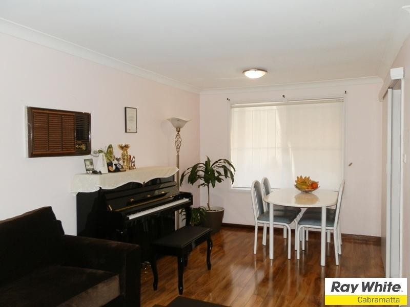 1/32 Sandringham Street, St Johns Park NSW 2176