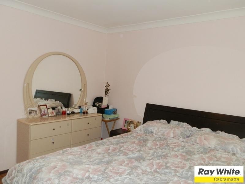 1/32 Sandringham Street, St Johns Park NSW 2176