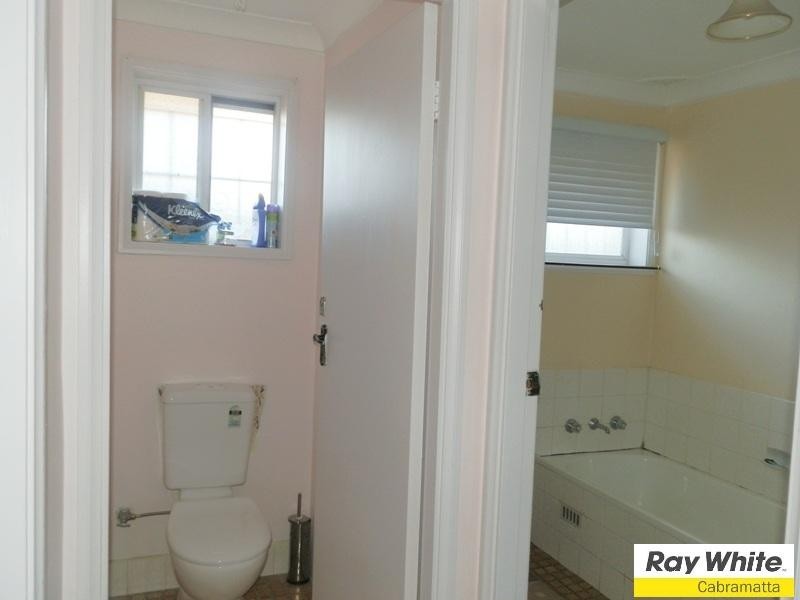 1/32 Sandringham Street, St Johns Park NSW 2176