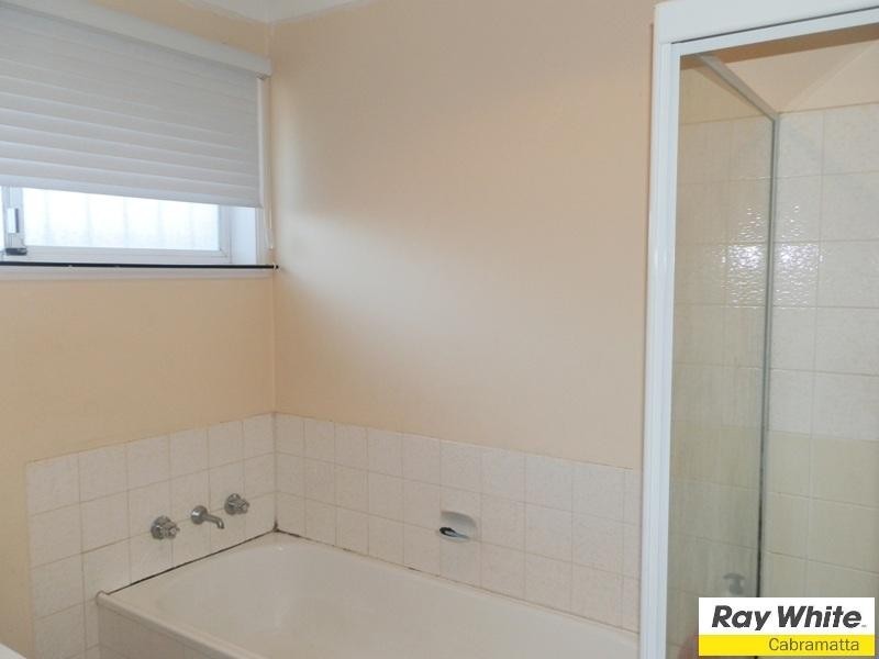 1/32 Sandringham Street, St Johns Park NSW 2176