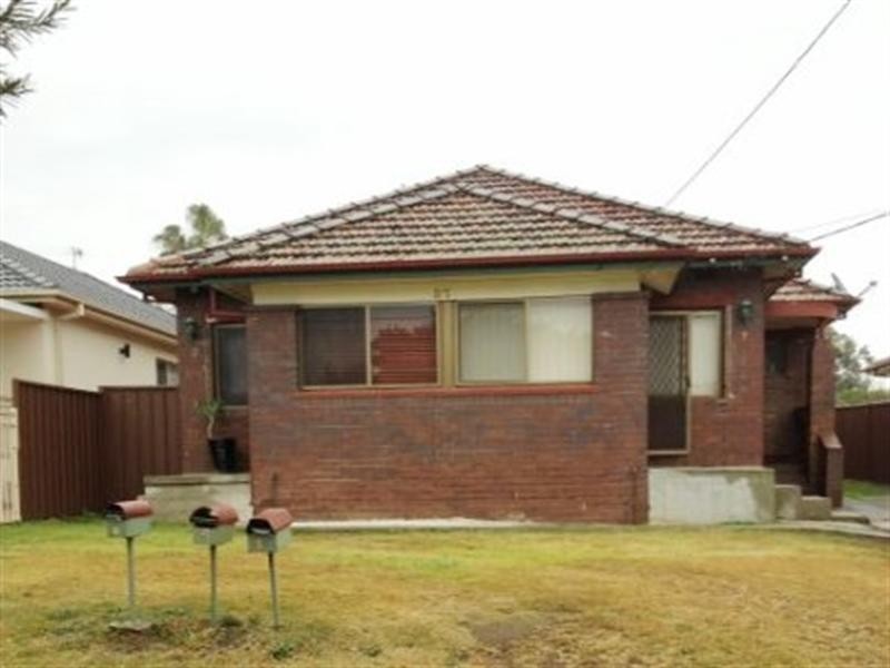 1/27 Kamira Avenue, Villawood NSW 2163