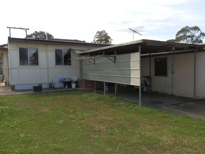 8 Lamont Place, Cartwright NSW 2168