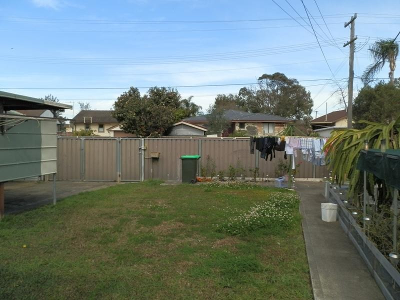 8 Lamont Place, Cartwright NSW 2168