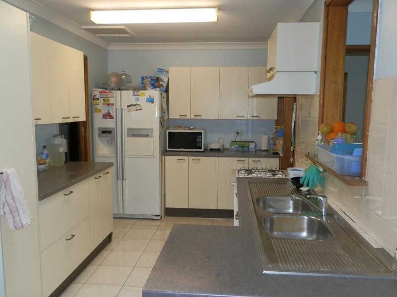 8 Lamont Place, Cartwright NSW 2168