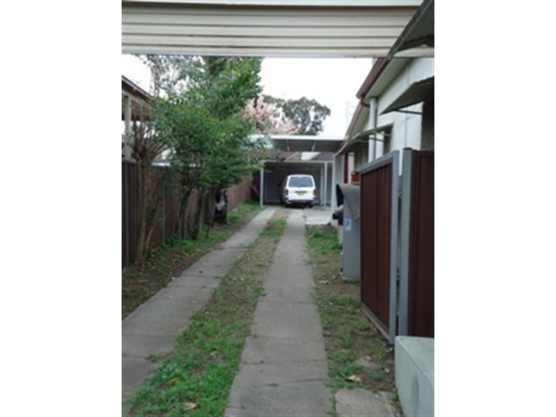 133 The Horsley Drive, Fairfield East NSW 2165