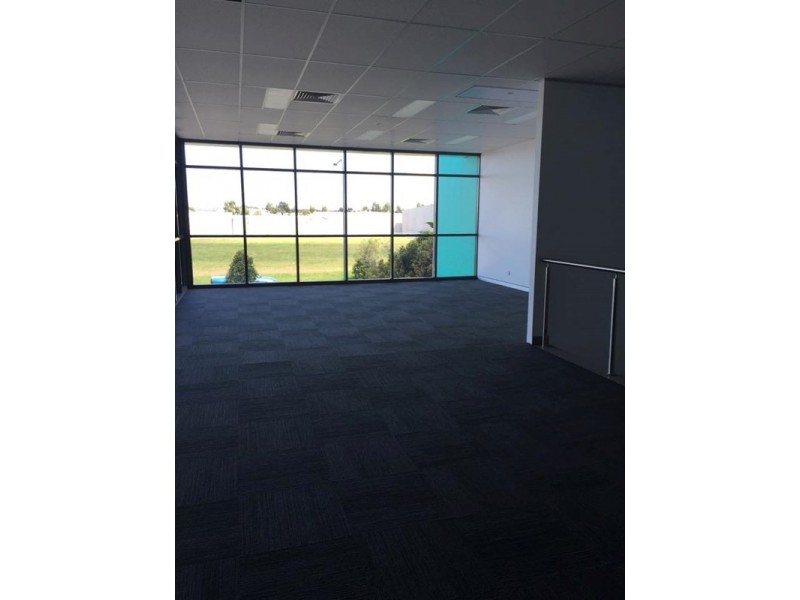 1 and 2/32 Bluett Street, Smeaton Grange NSW 2567