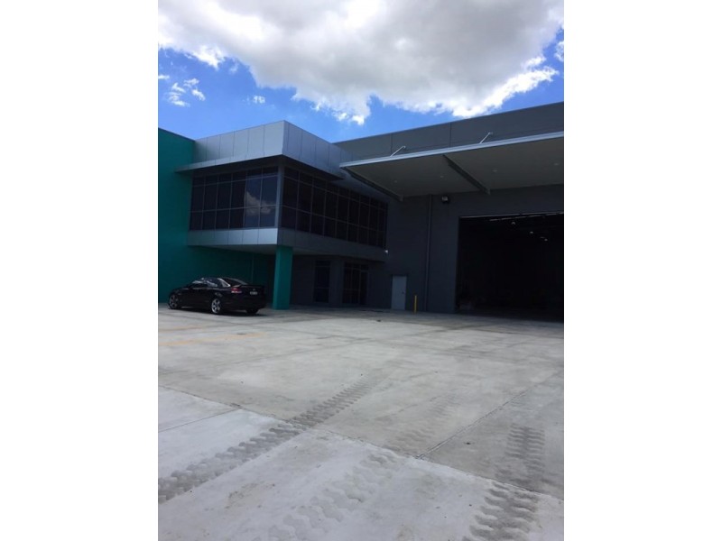 1 and 2/32 Bluett Street, Smeaton Grange NSW 2567