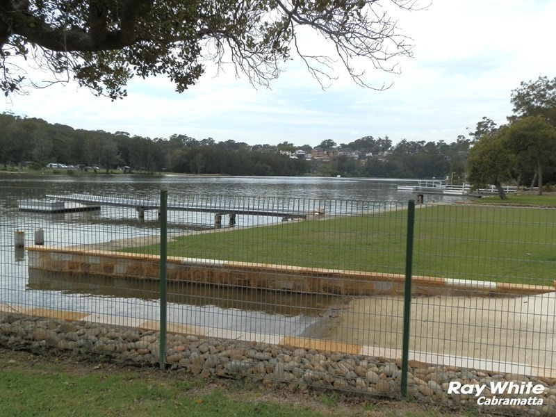 24-26 St George Crescent, Sandy Point NSW 2172