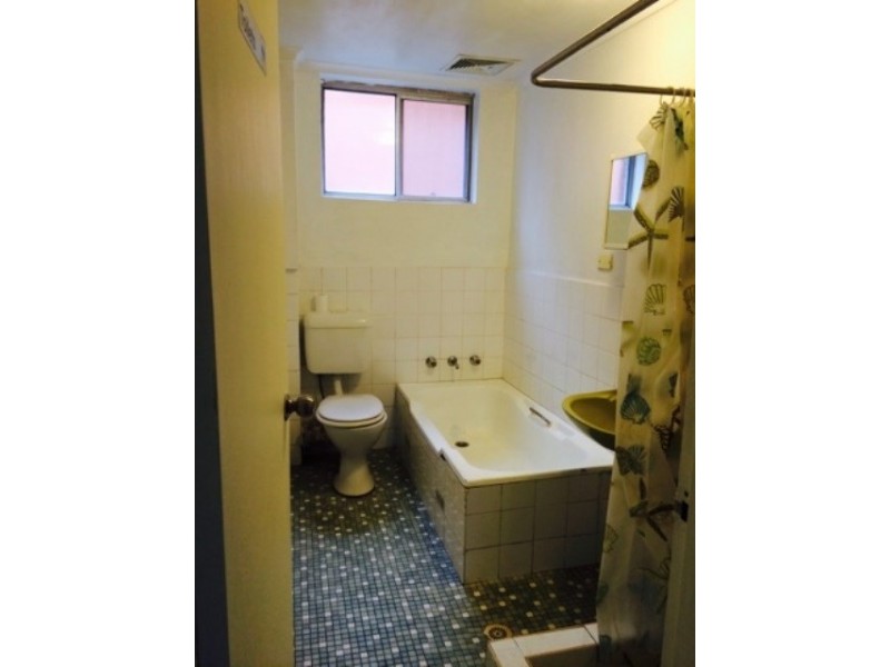 8/3 Fisher Street, Cabramatta NSW 2166