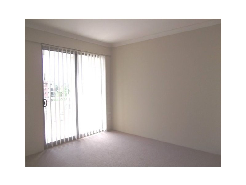 1/7 Bathurst Street, Liverpool NSW 2170