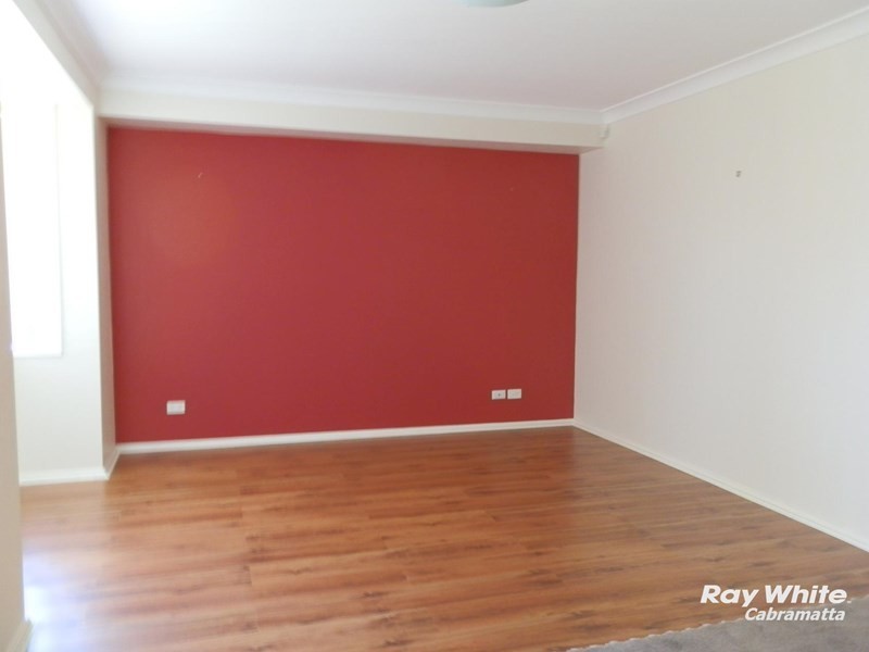 20 Kinchega Court, Wattle Grove NSW 2173