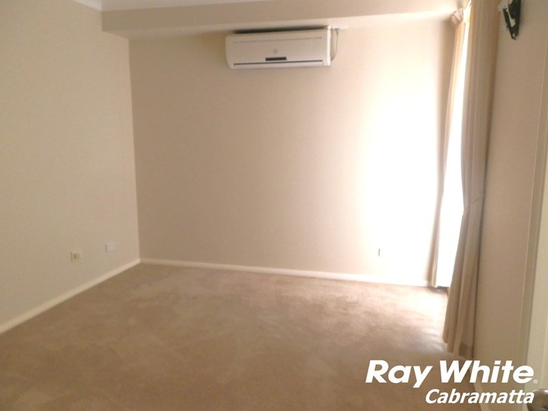 20 Kinchega Court, Wattle Grove NSW 2173