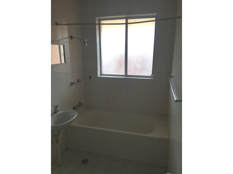 11/64 Cumberland Street, Cabramatta NSW 2166