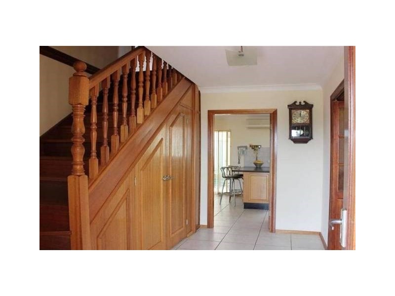 2 Gerarda Place, West Hoxton NSW 2171