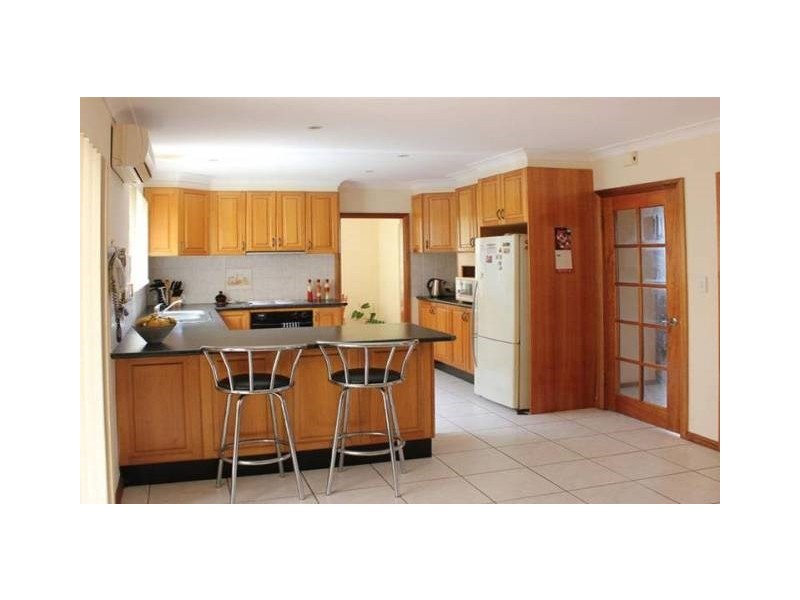 2 Gerarda Place, West Hoxton NSW 2171