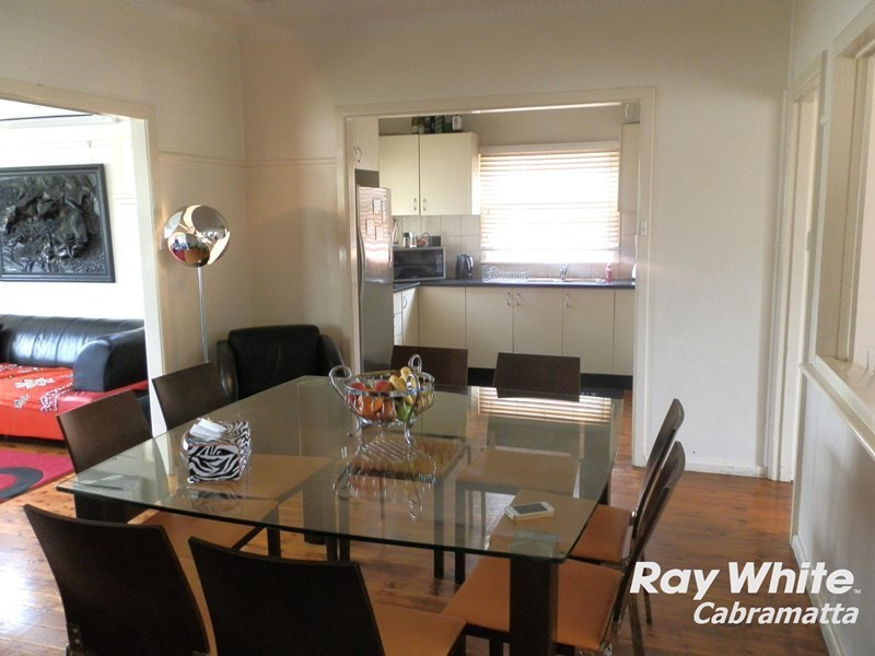 911 The Horsley Drive, Smithfield NSW 2164