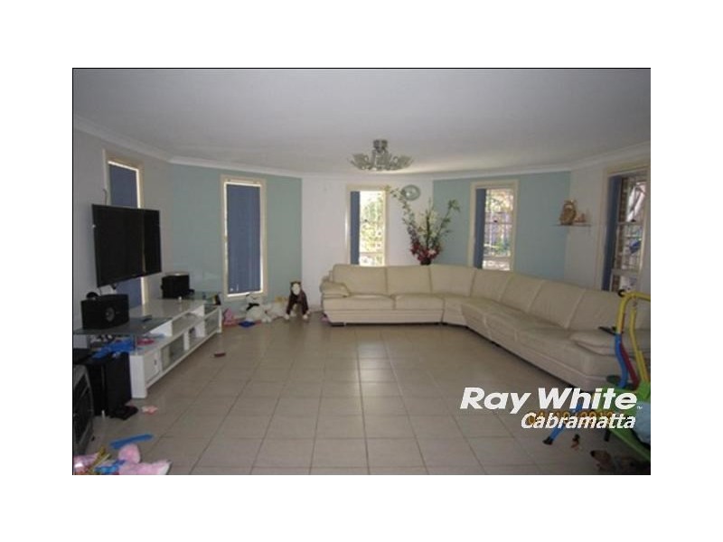 7 Alison Close, Cabramatta NSW 2166