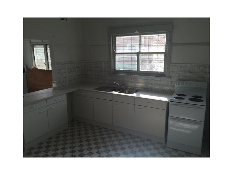 39 Queen Street, Canley Heights NSW 2166