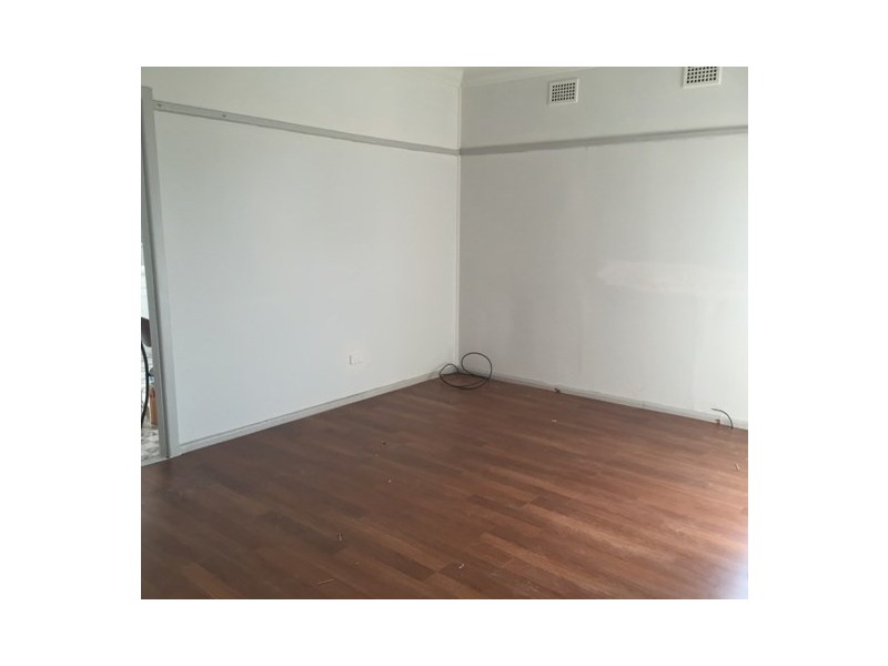 39 Queen Street, Canley Heights NSW 2166