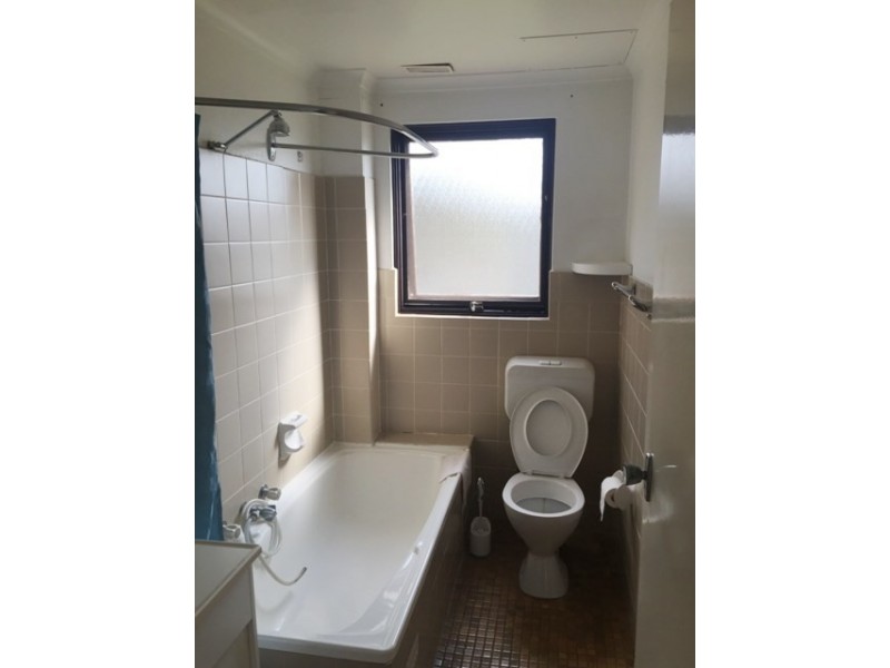 18/3-5 Gilbert Street, Cabramatta NSW 2166