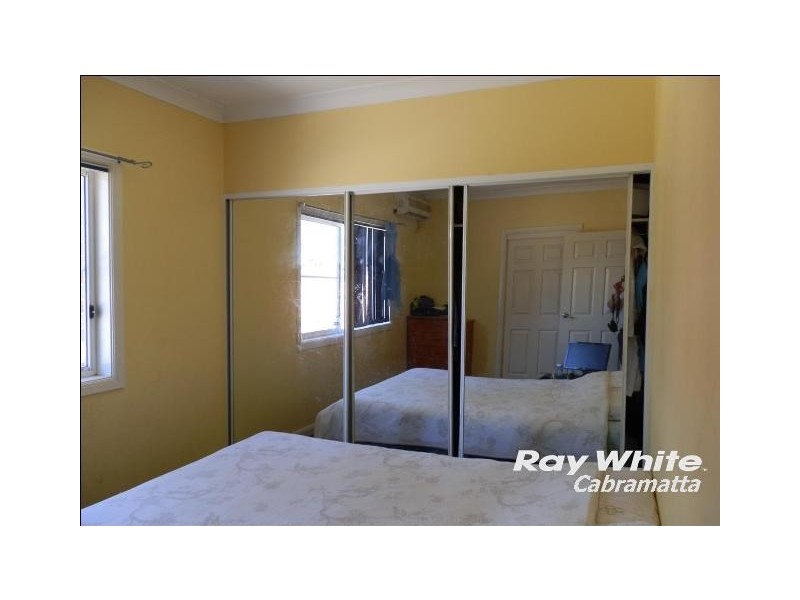 4/268 RIVER Avenue, Carramar NSW 2163