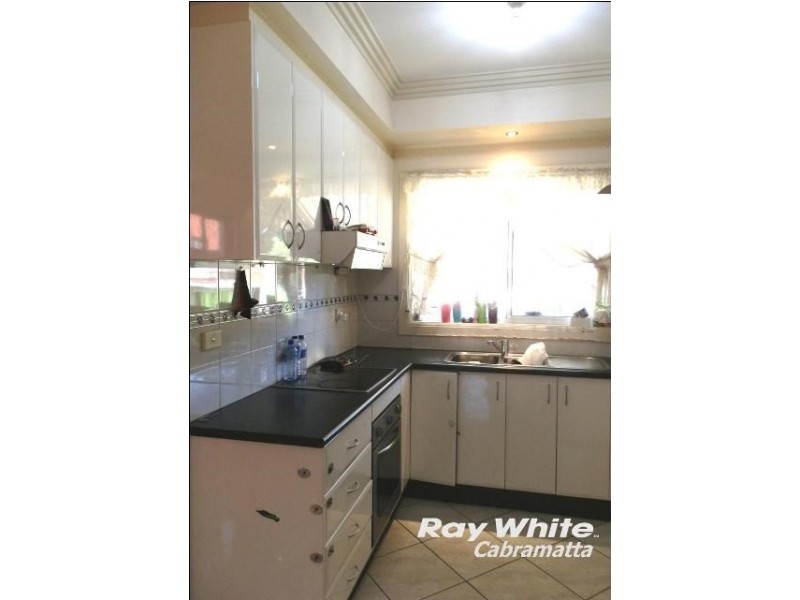 4/268 RIVER Avenue, Carramar NSW 2163