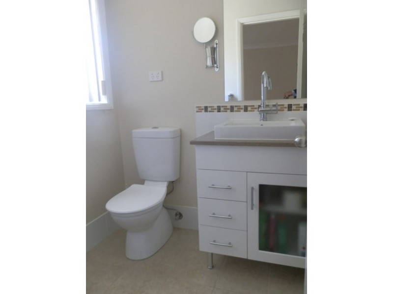 20 Kinchega Court, Wattle Grove NSW 2173