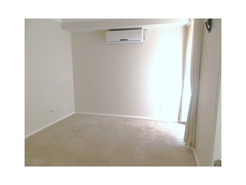 20 Kinchega Court, Wattle Grove NSW 2173