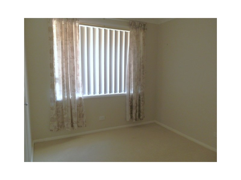 20 Kinchega Court, Wattle Grove NSW 2173