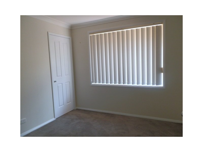 20 Kinchega Court, Wattle Grove NSW 2173