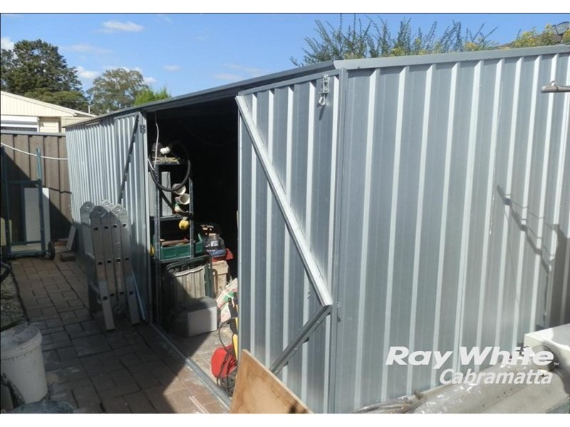 8 Donegal Avenue, Smithfield NSW 2164