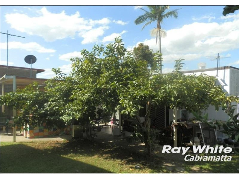 8 Donegal Avenue, Smithfield NSW 2164