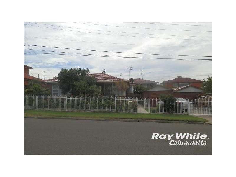 4 MAREE Street, Cabramatta West NSW 2166