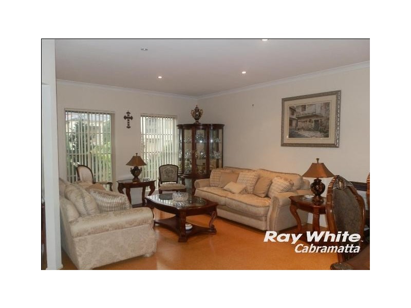 18 Rafter Crescent, Abbotsbury NSW 2176