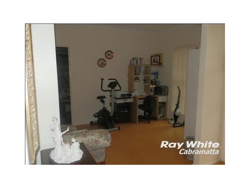 18 Rafter Crescent, Abbotsbury NSW 2176