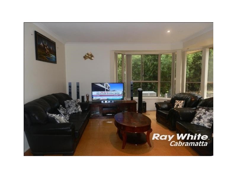 18 Rafter Crescent, Abbotsbury NSW 2176