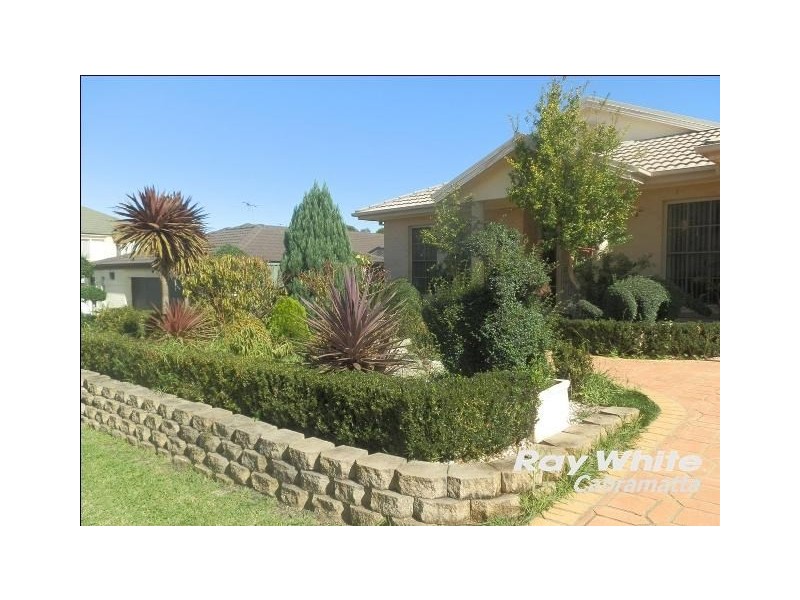 18 Rafter Crescent, Abbotsbury NSW 2176