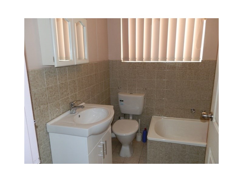 6/34 Hill Street, Cabramatta NSW 2166