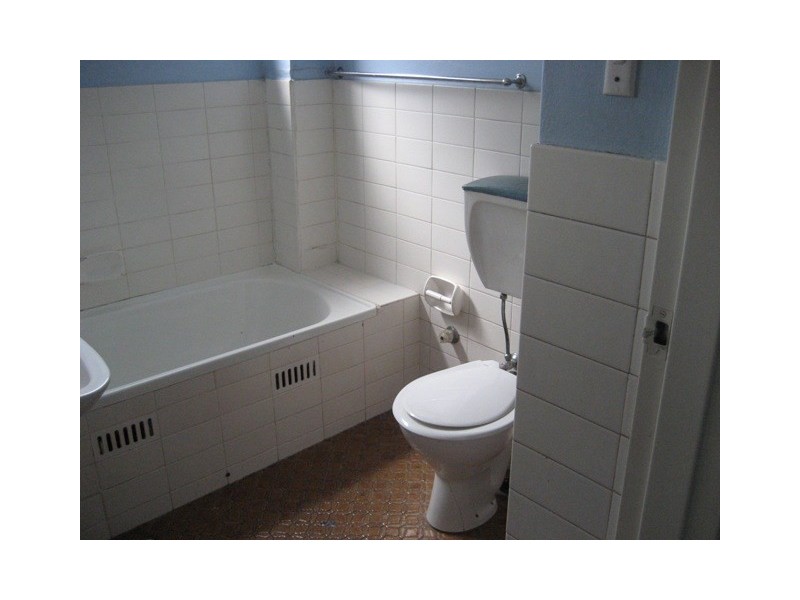 2/96 Copeland Street, Liverpool NSW 2170