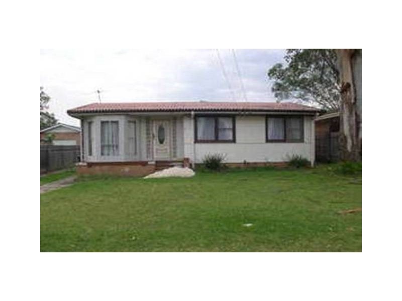 22 Dundee Street, Sadleir NSW 2168