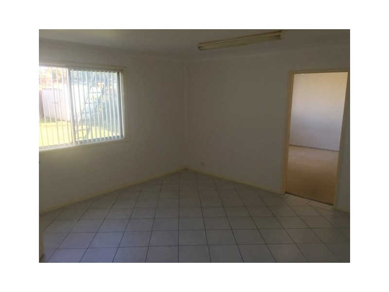 22 Dundee Street, Sadleir NSW 2168