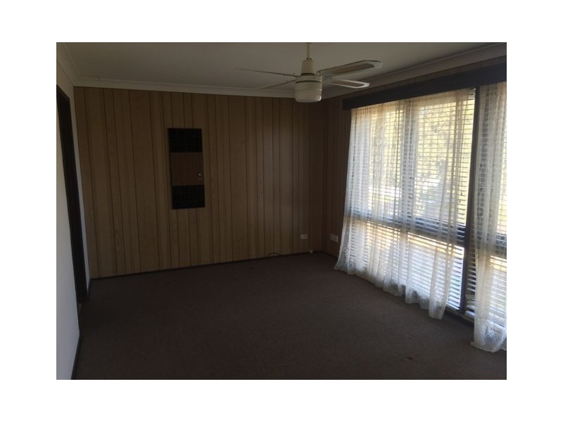 3 Dalton Place, Fairfield West NSW 2165