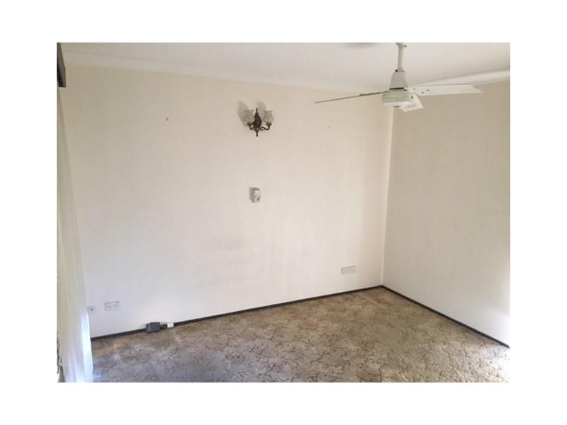 3 Dalton Place, Fairfield West NSW 2165